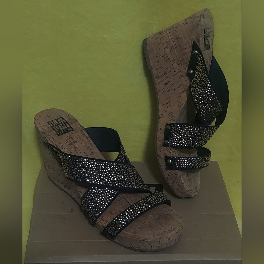 Women wedges